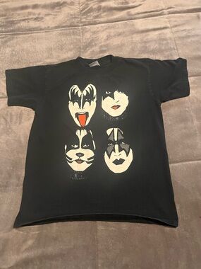 Youth large Kiss Alive Tshirt